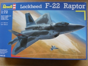 REVELL 1/72 04618 LOCKHEED F-22 RAPTOR
